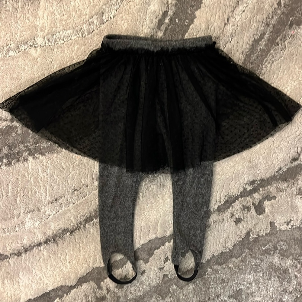 Zara baby girl stirrup legging with tuelle skirt